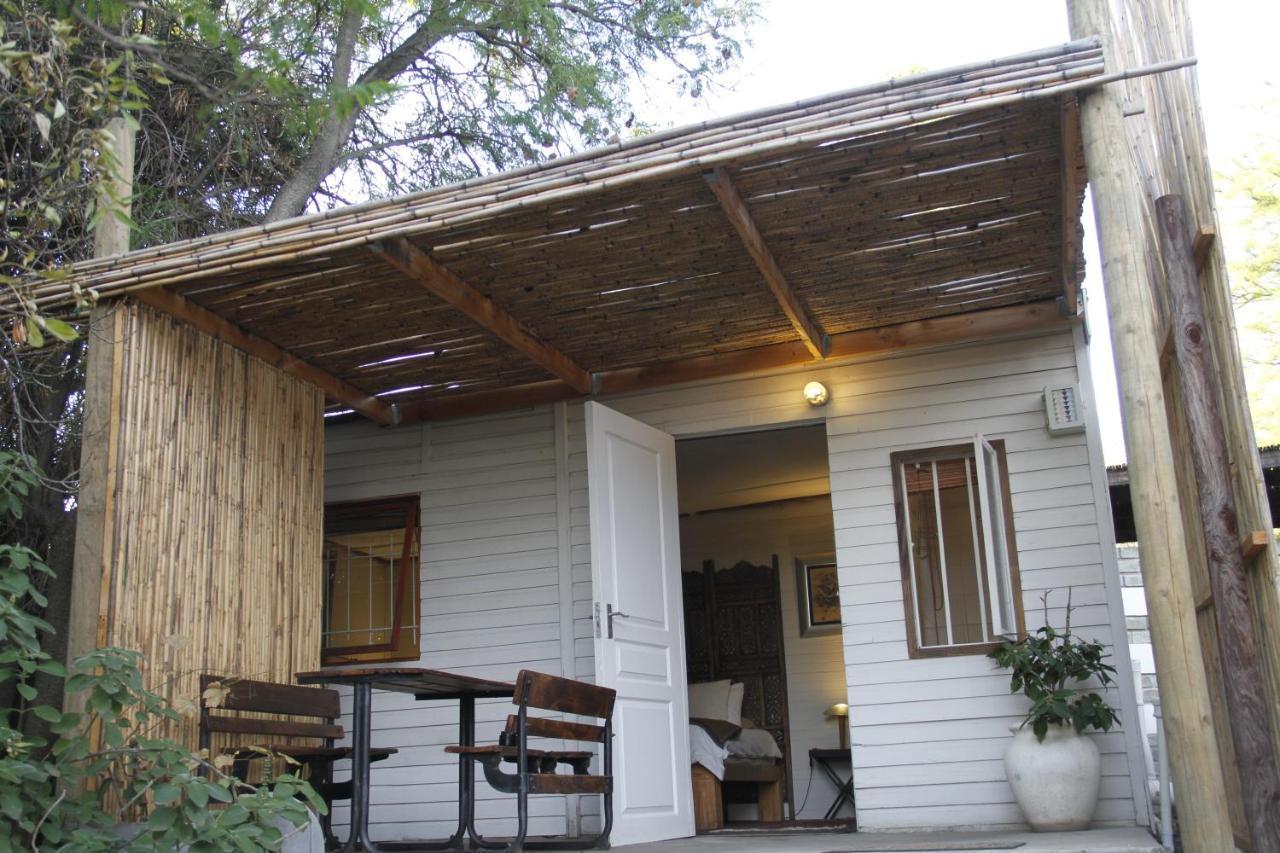 Albergue Karoo Soul Oudtshoorn Exterior foto
